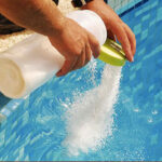 Obat-Apa-Saja-Yang-digunakan-Untuk-Kolam-Renang